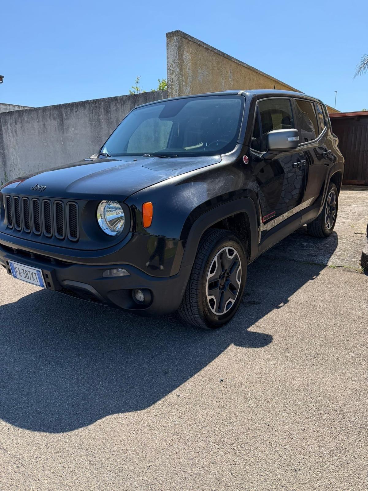 Jeep Renegade 2.0 Mjt 170CV 4WD Active Drive Low Trailhawk