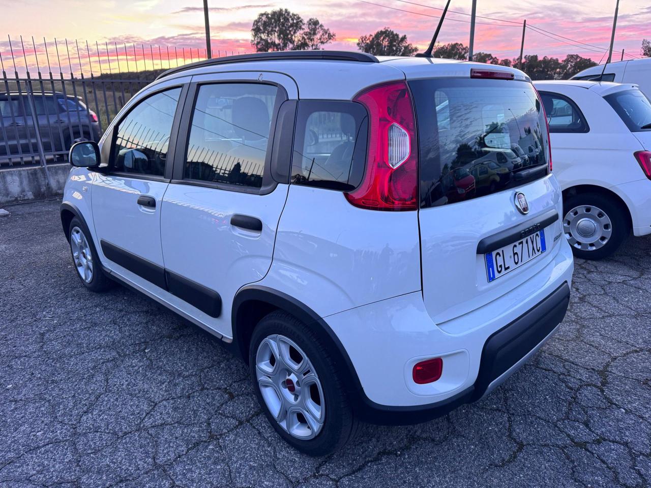 Fiat Panda (Red) Panda 1.0 firefly hybrid (Red) s&s 70cv 5p.ti