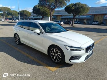 Volvo V60 T6 Recharge AWD Plug-in Hybrid Inscription Expression