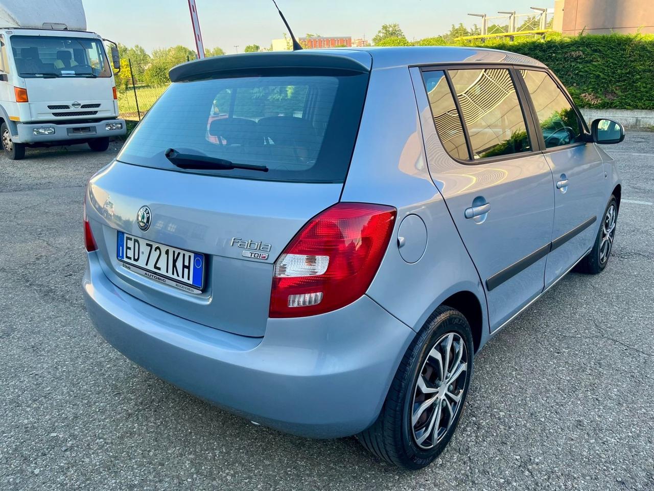 Skoda Fabia 1.6tdi 2011 195.000km per neopatentati