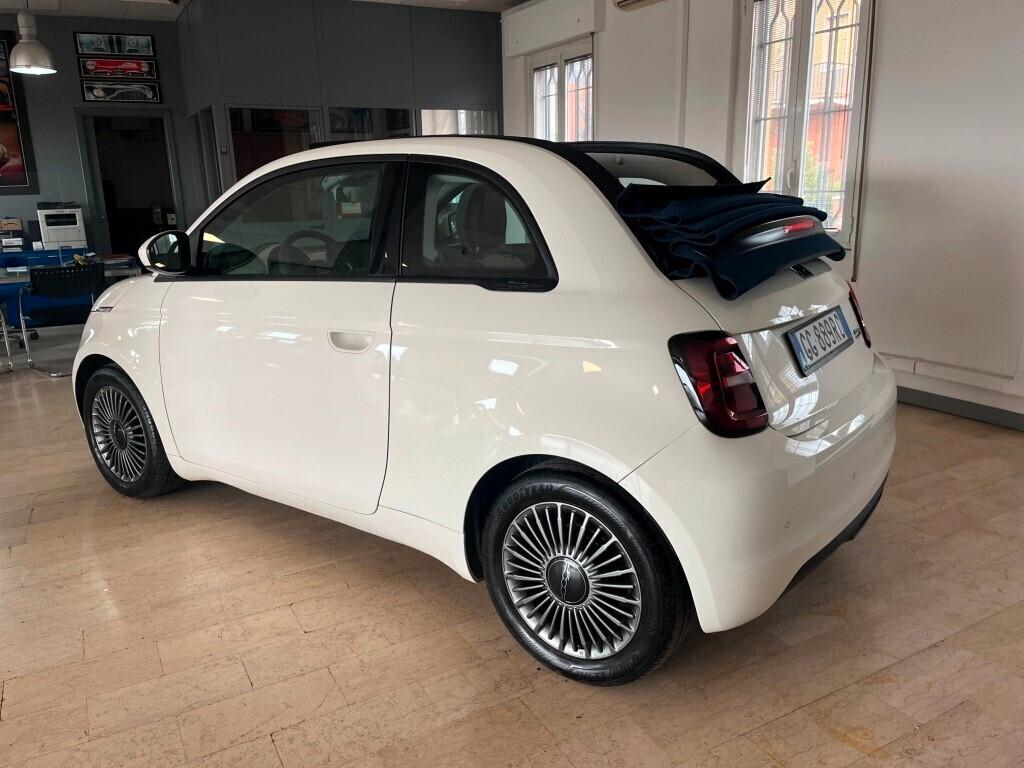 Fiat 500e Cabrio Icon Berlina 42KWh 15.900 Promo