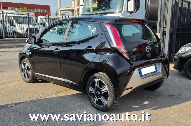 TOYOTA Aygo 1.0 VVT-i 69 CV 5 porte x-clusiv