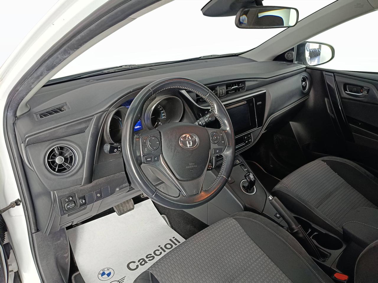 TOYOTA Auris II 2015 - Auris 1.8h Style cvt