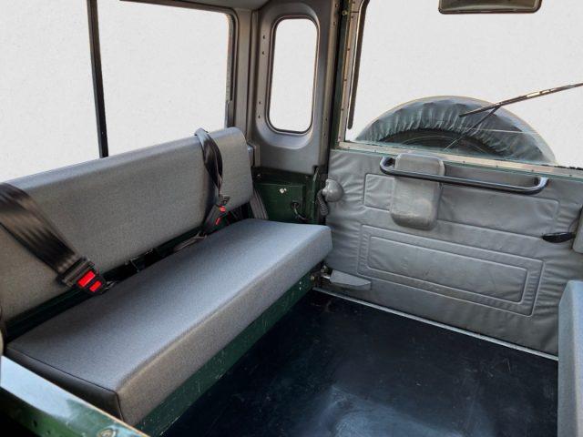 LAND ROVER Defender 90 2.5 Td5 Station Wagon