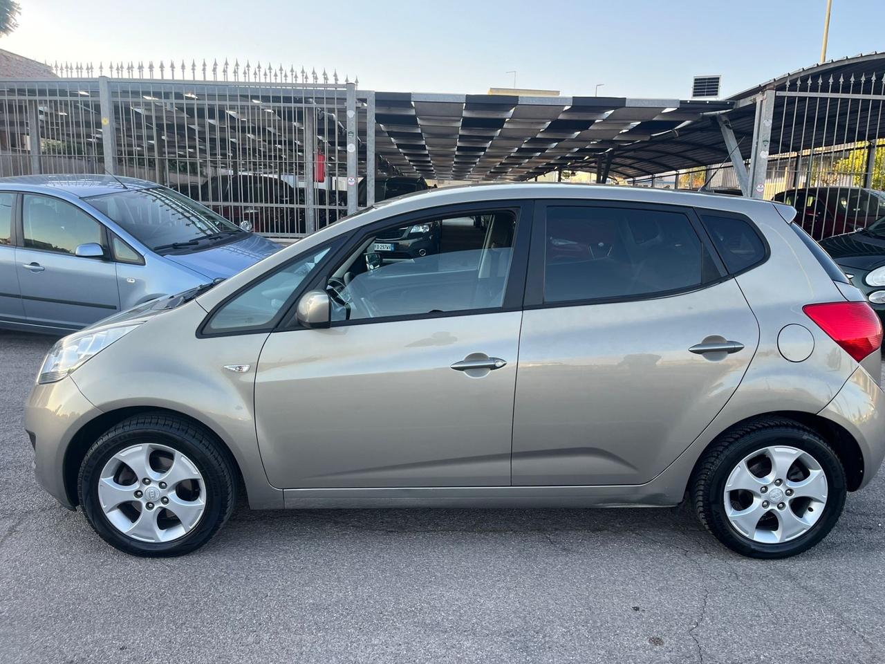 Kia Venga 1.4 CVVT Cool Unipro 2012