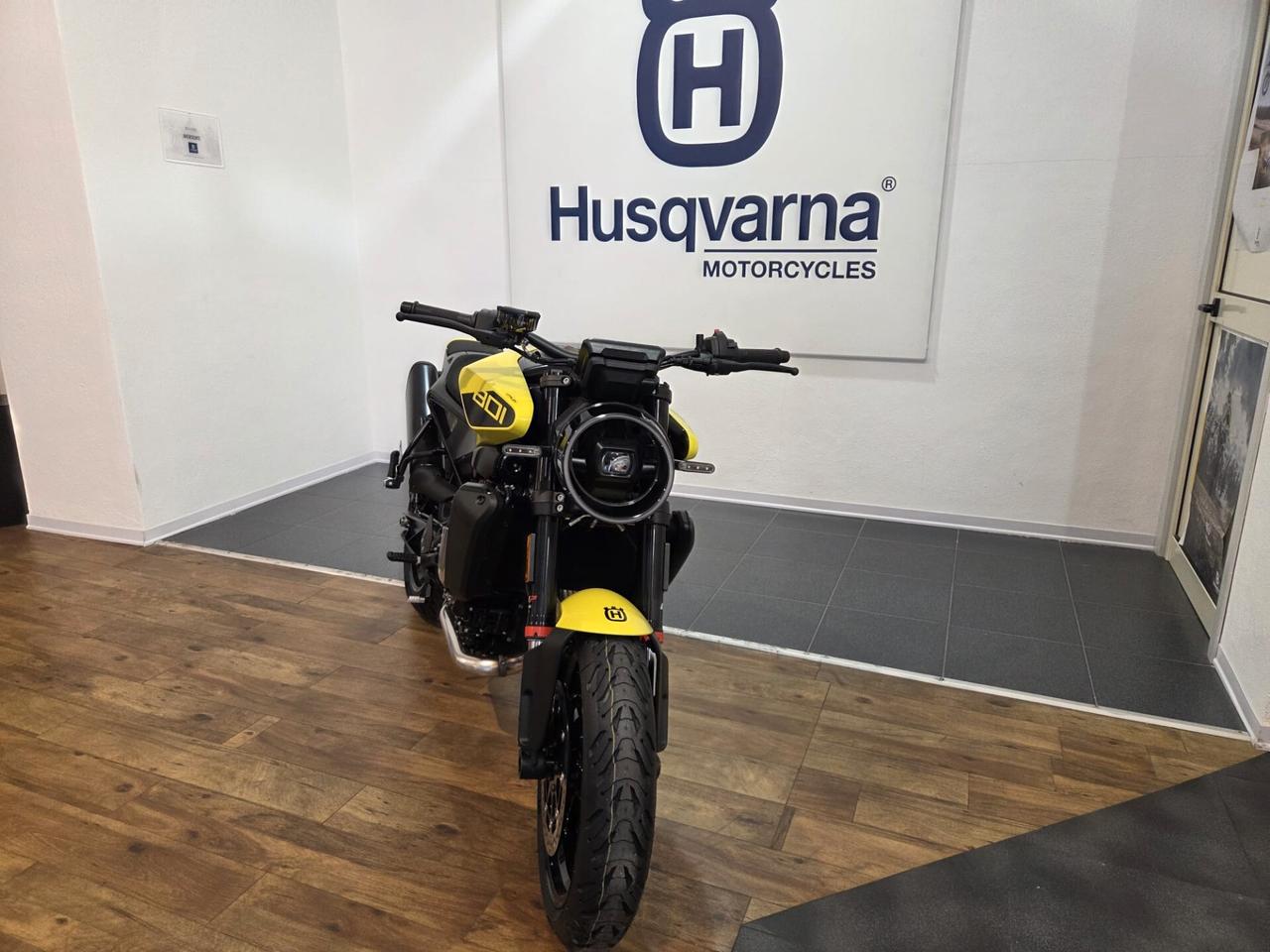 Husqvarna Vitpilen 801 L
