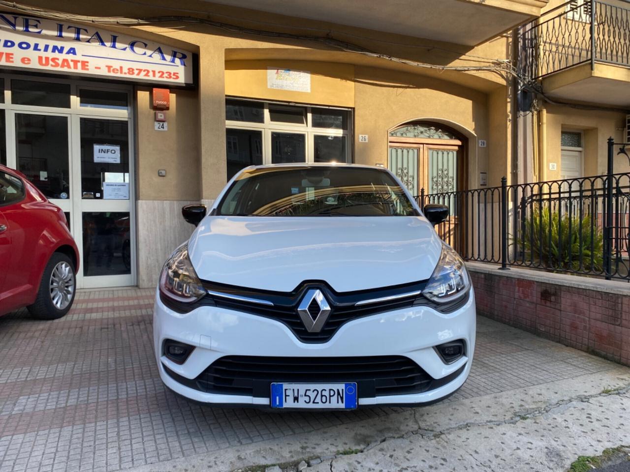 Renault Clio dCi 75 CV 5 porte Moschino - 2019