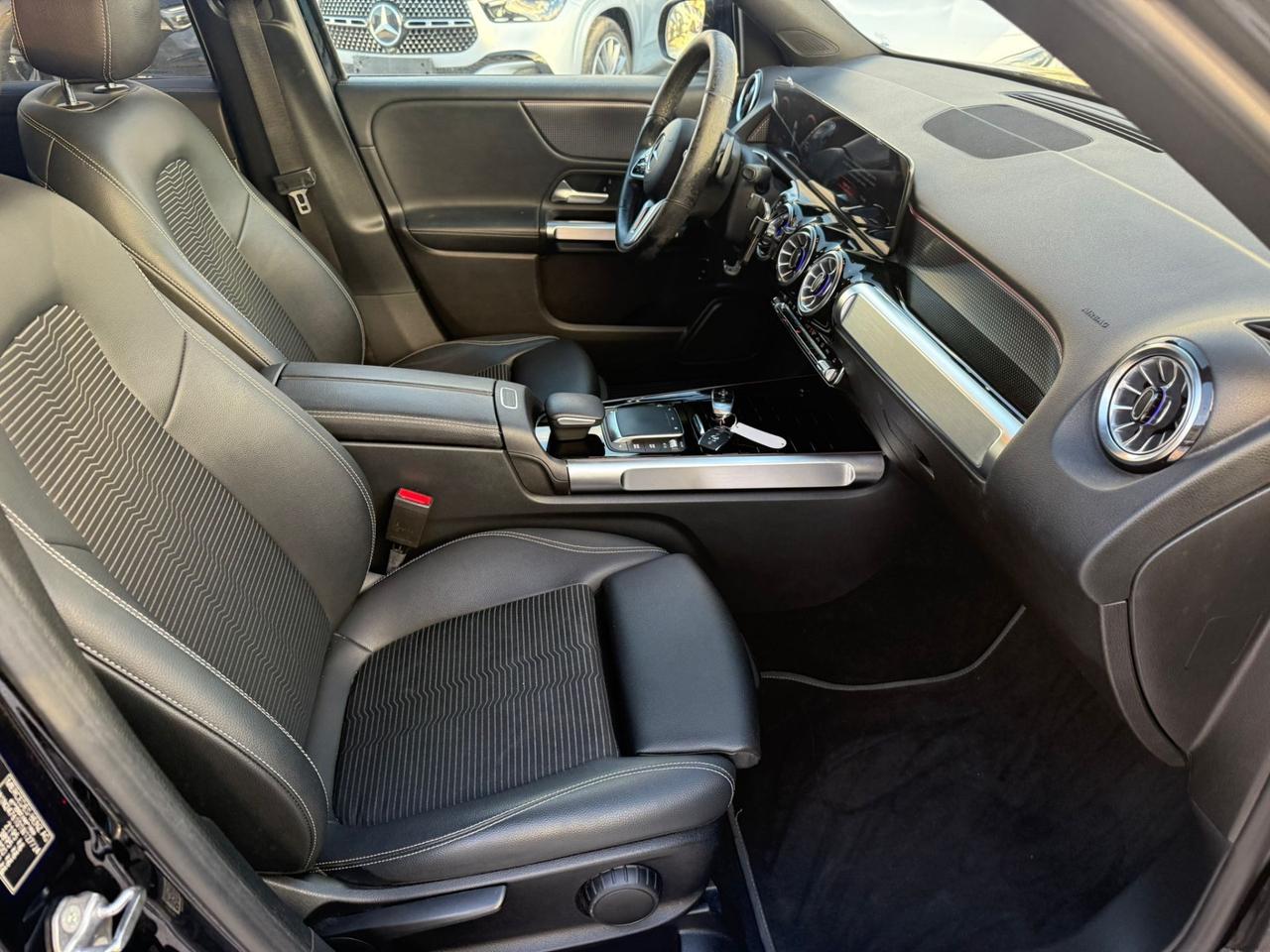 Mercedes-benz GLB 180 d Automatic Executive