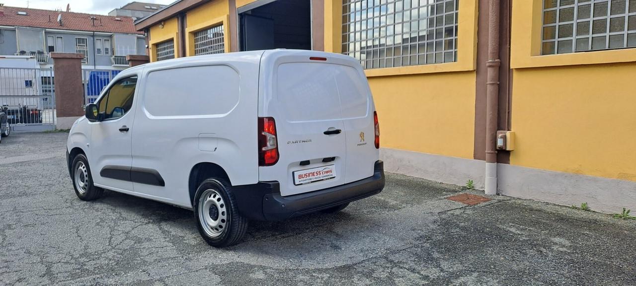PEUGEOT PARTNER 1.5 B.HDI 102 CV PC PREMIUM - KM. 31.000 CERTIFICATI - PRONTA CONSEGNA - APPENA TAGLIANDATO!+IVA