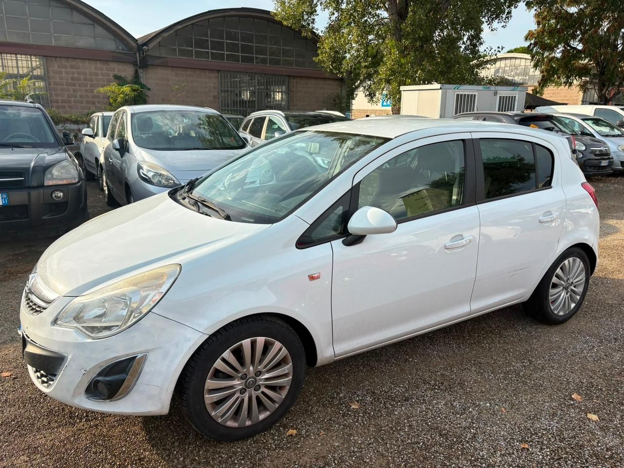 Opel Corsa 1.2 5 porte Cosmo