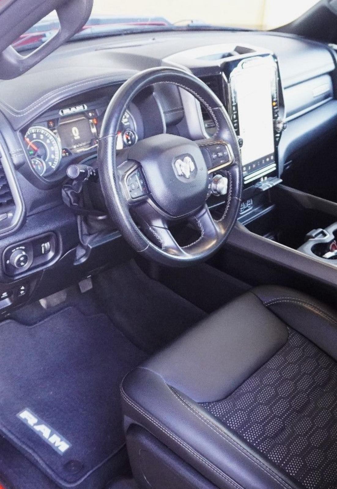 Dodge RAM 5.7 HEMI CrewCab Sport