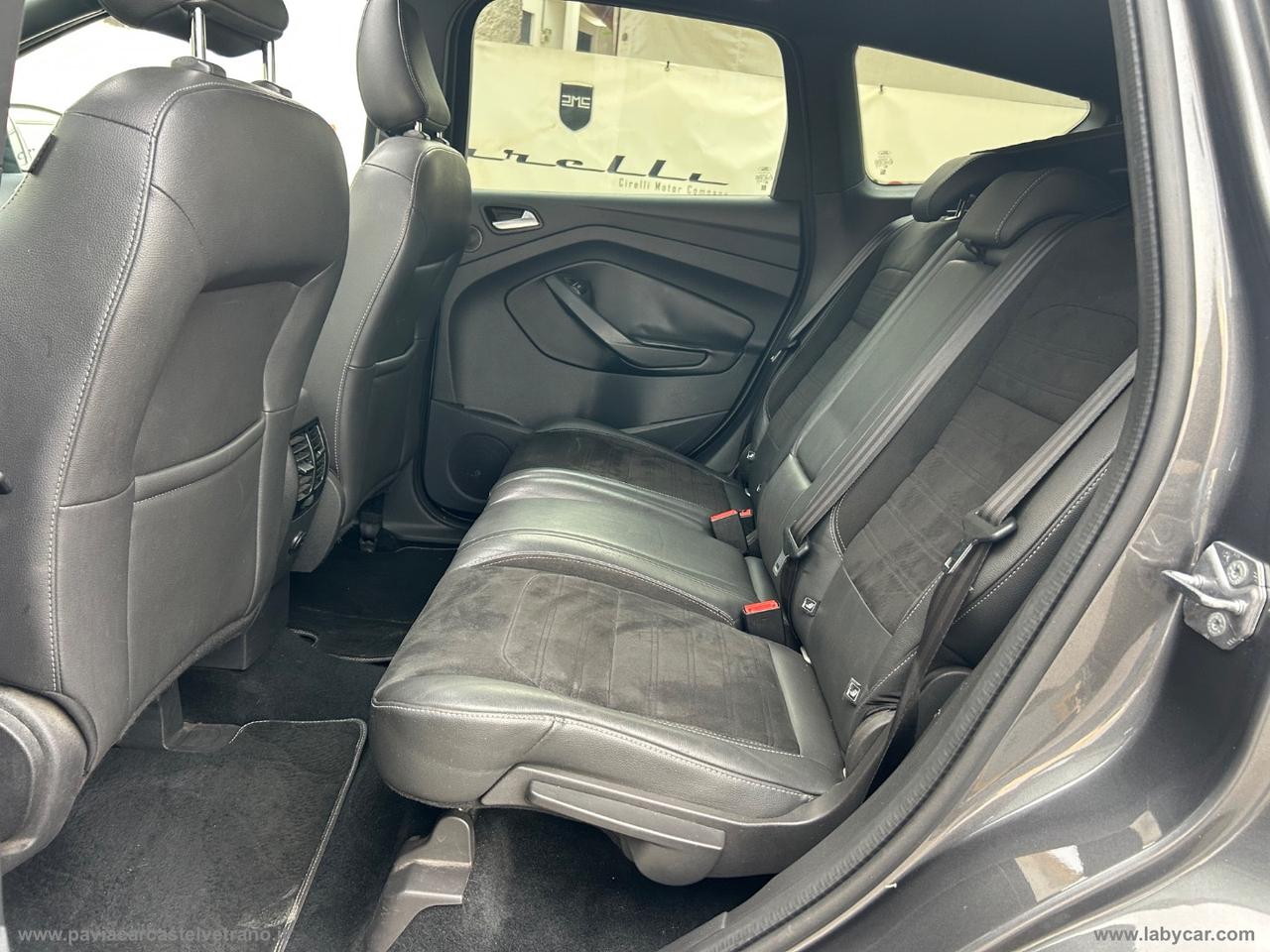 FORD Kuga 2.0 TDCI 150CV S&S 2WD ST-Line Bus.