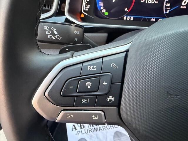 Volkswagen T-Roc 2.0 TDI 150 CV DSG R-Line