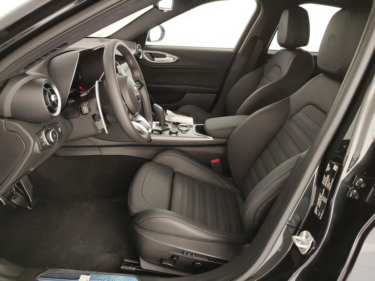 Alfa Romeo Giulia 2.2 Turbodiesel 210 CV AT8 AWD Q4 Veloce