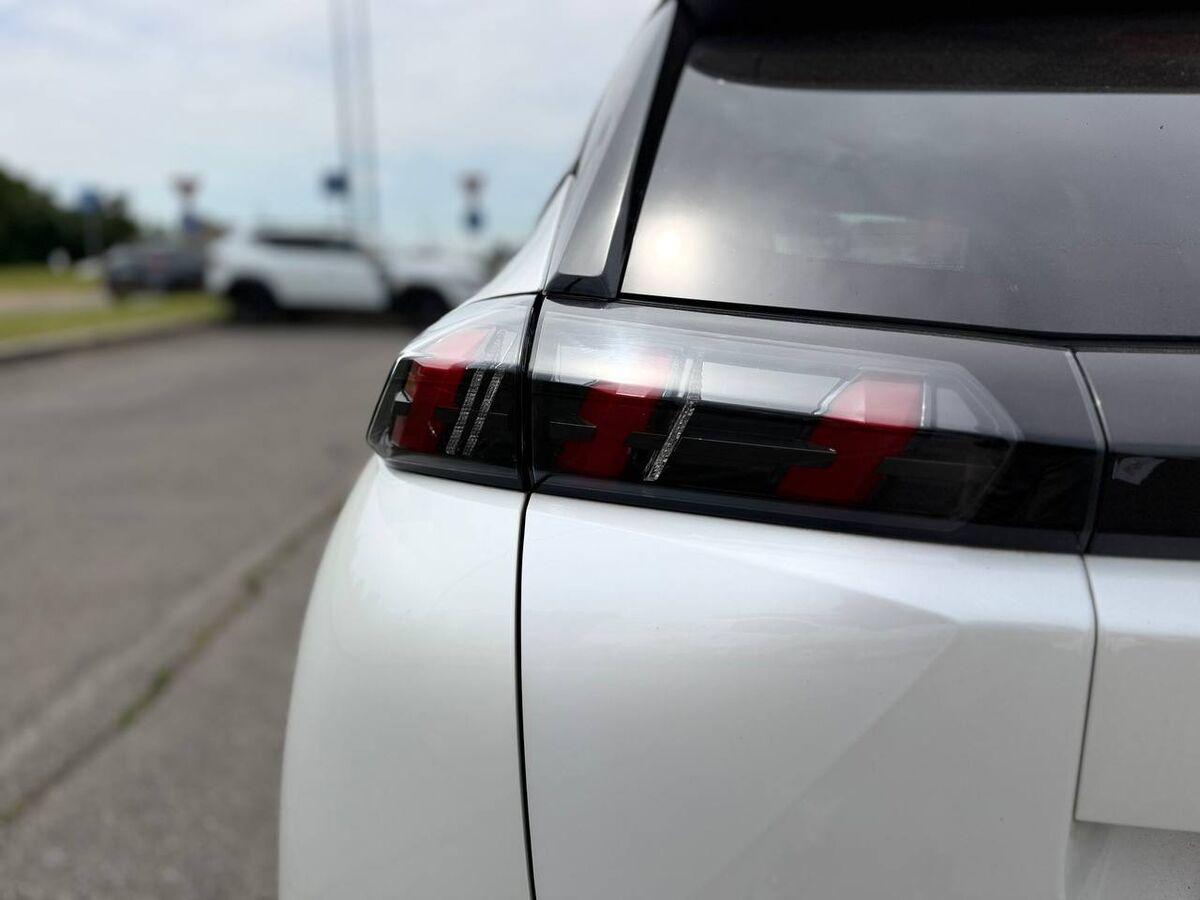 Peugeot 2008 1.2 puretech Allure Pack IVA ESPOSTA!