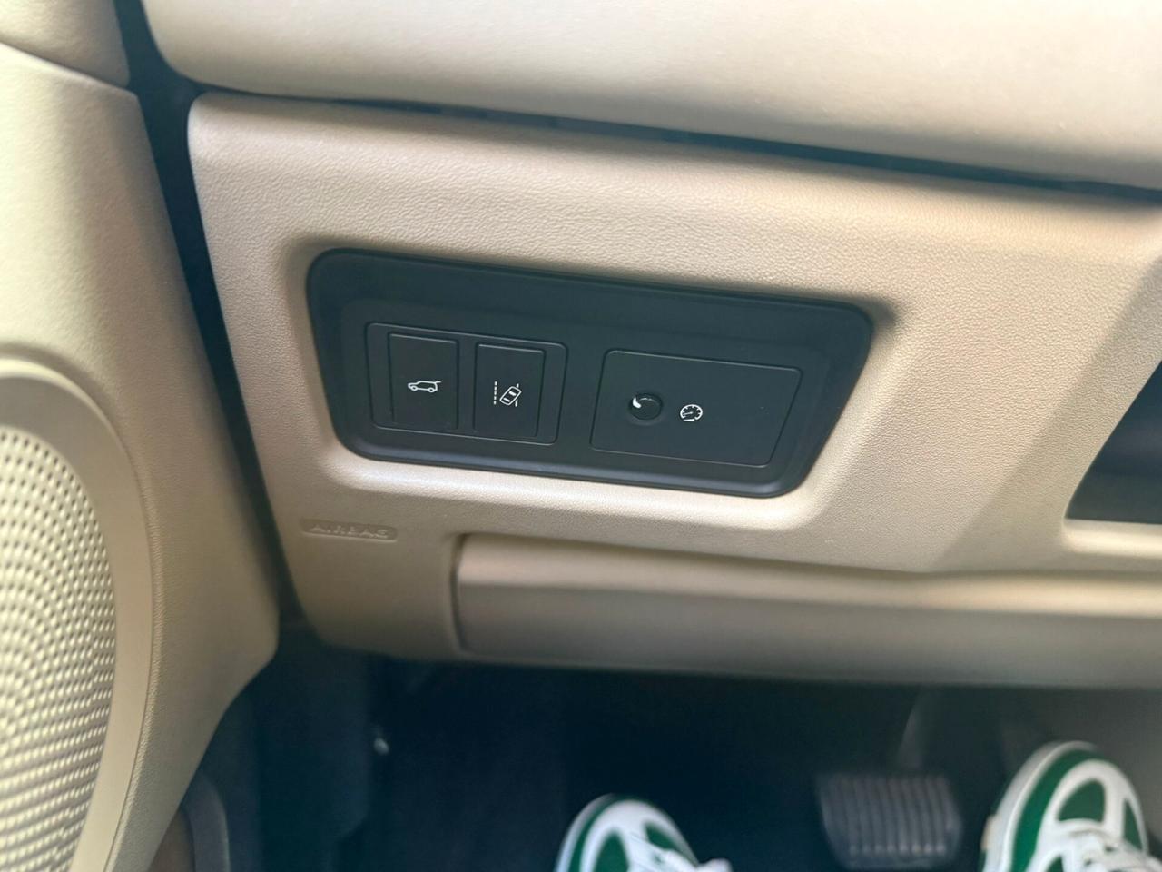 Land Rover Discovery Sport 2.0 TD4 180 CV HSE