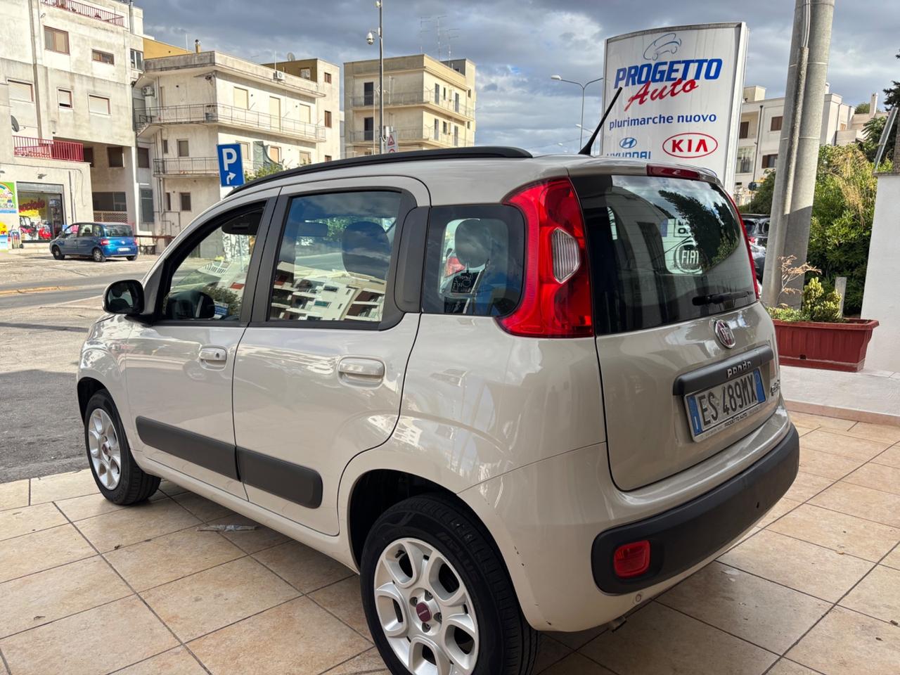 Fiat Panda 0.9 TwinAir Turbo Natural Power Lounge