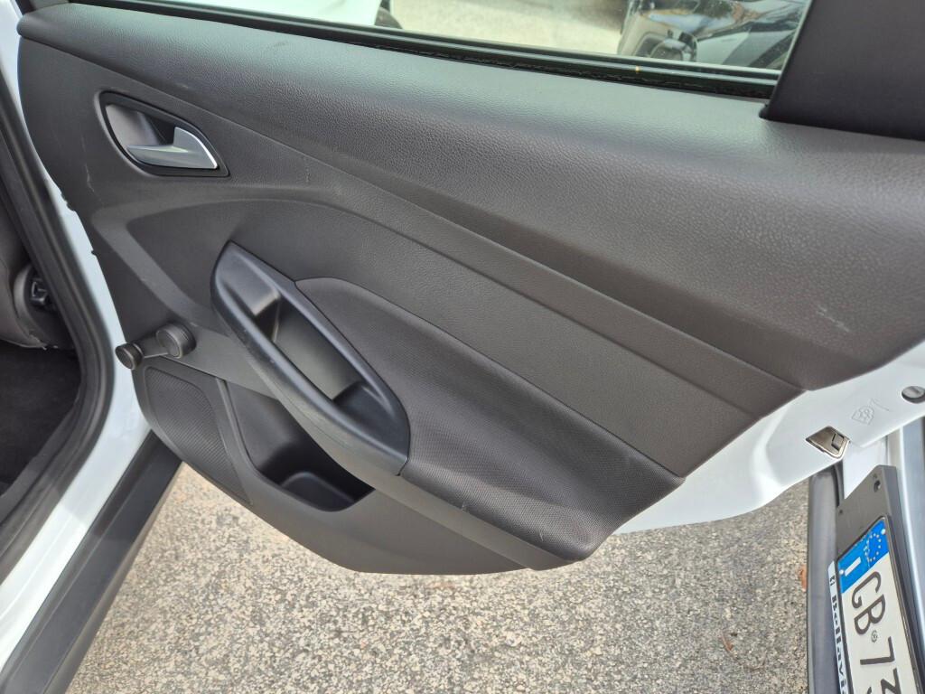 Ford Focus BERLINA 1.5 TDCi 120cv euro-6