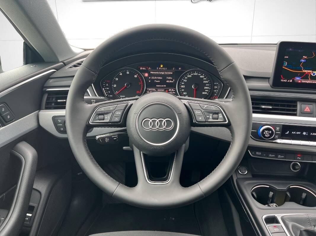 Audi A5 40 2.0 tfsi mhev Business Sport 190cv