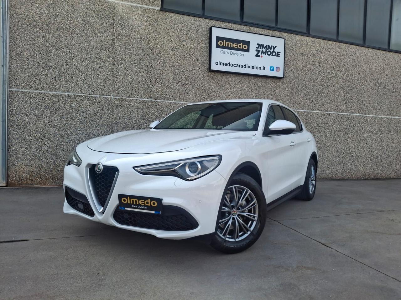 Alfa Romeo Stelvio 2.2 Turbodiesel 160 CV AT8 RWD Business