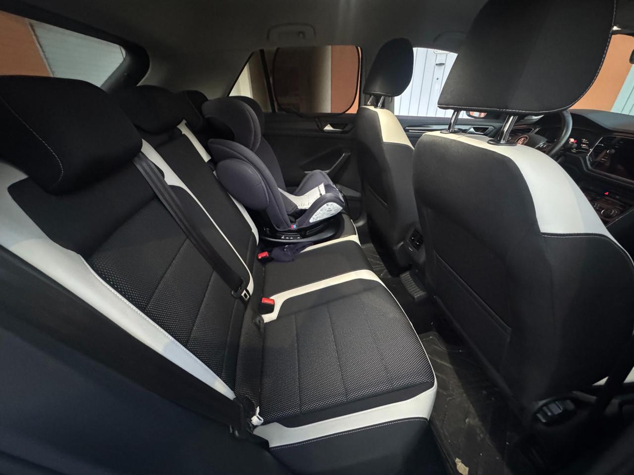 Volkswagen T-Roc 1.6 tdi Advanced ADVANCED