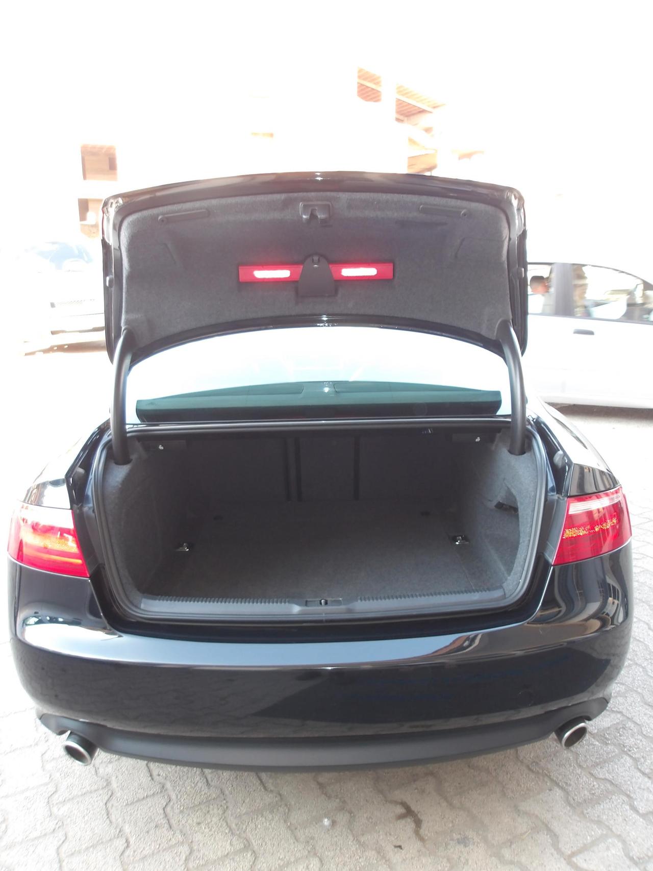 AUDI A5 Coupe 3.0 V6 tdi Ambition quattro