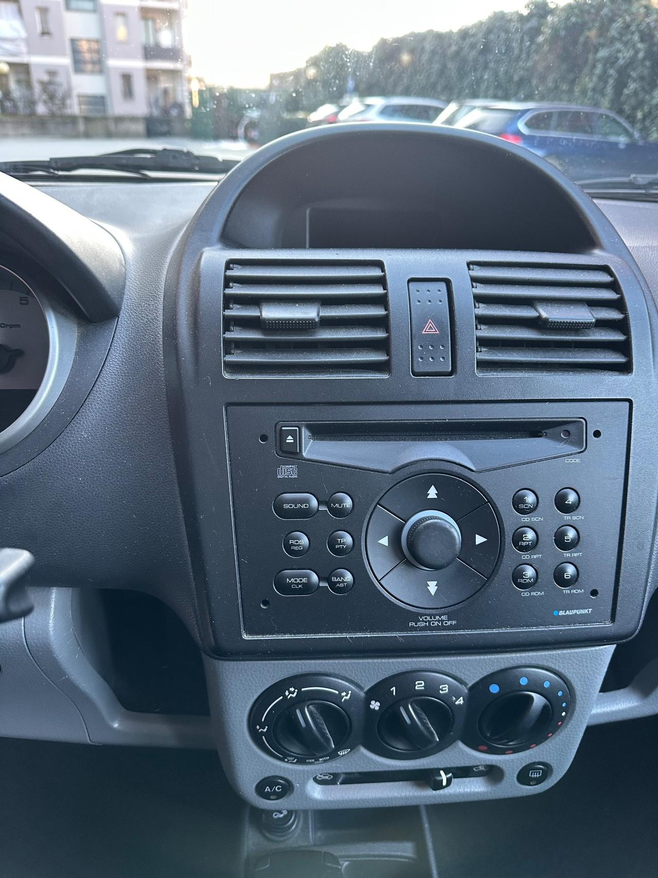 Suzuki Ignis 1.5 16V cat 4WD Sp. Ed. 2005