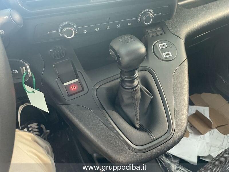 FIAT Doblò Dobl? Serie 3 Van Ch1 1.5 Bluehdi 130cv Mt6