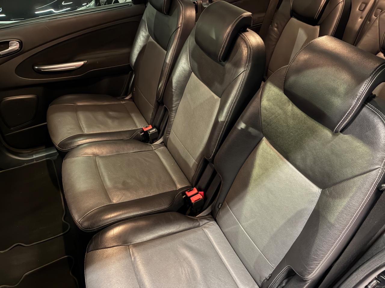 Ford Galaxy 2.0 TDCi 140 CV Titanium