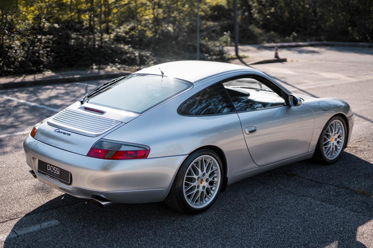 Porsche 911 Carrera cat Coupé