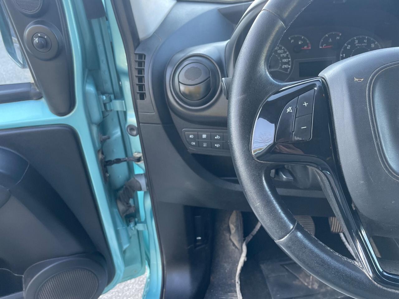 Fiat Qubo 1.3 MJT 80 CV*Automatik*Neopatentati*
