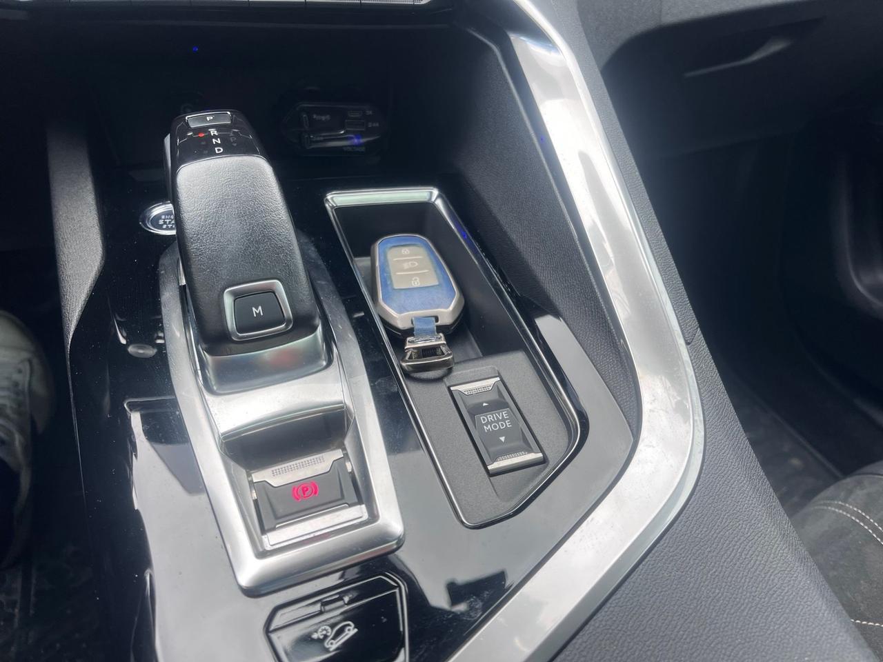 Peugeot 3008 BlueHDi 130 S&S EAT8 GT