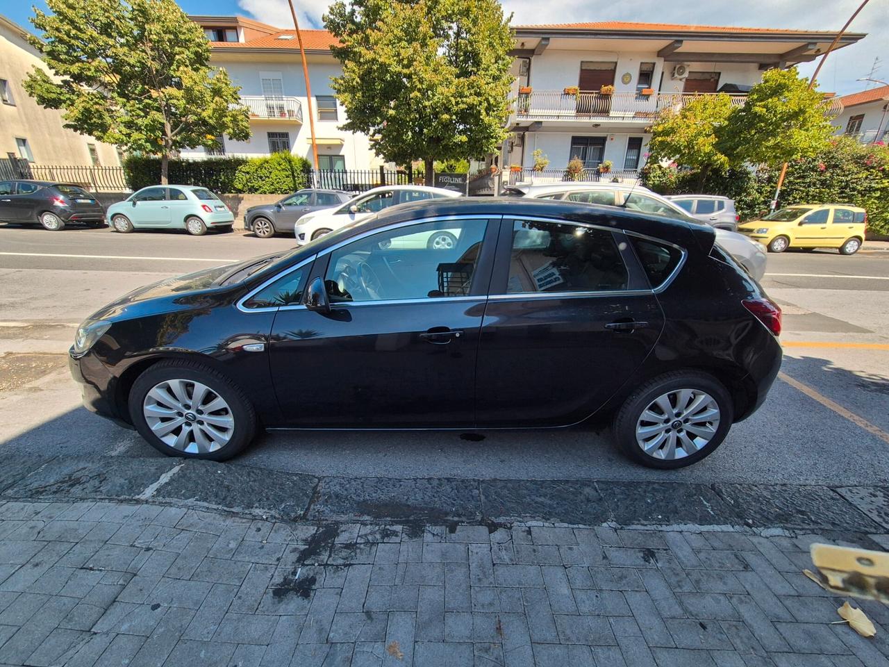 Opel Astra 1.7 CDTI 110CV 5 porte Cosmo