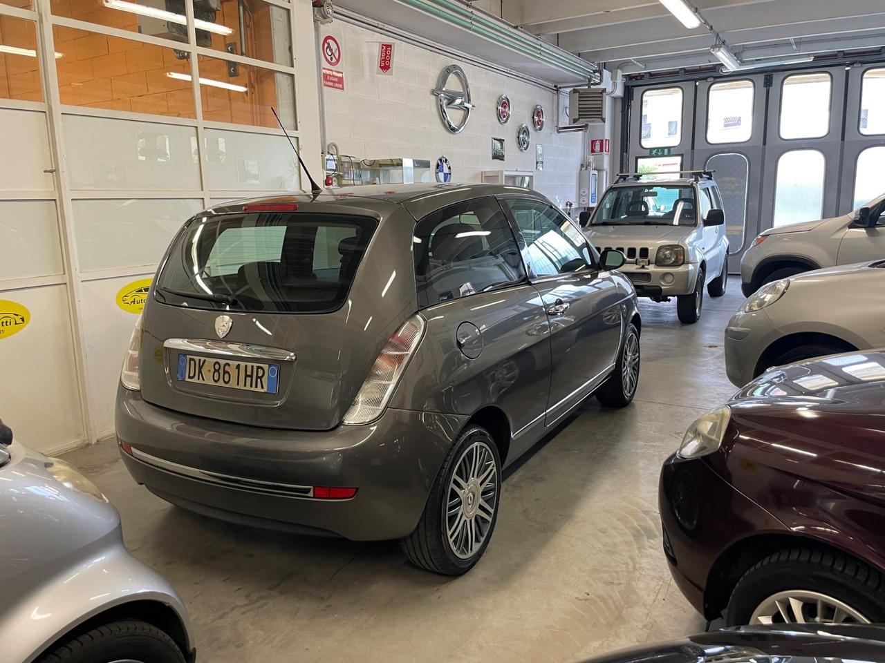 Lancia Ypsilon 1.2 Argento