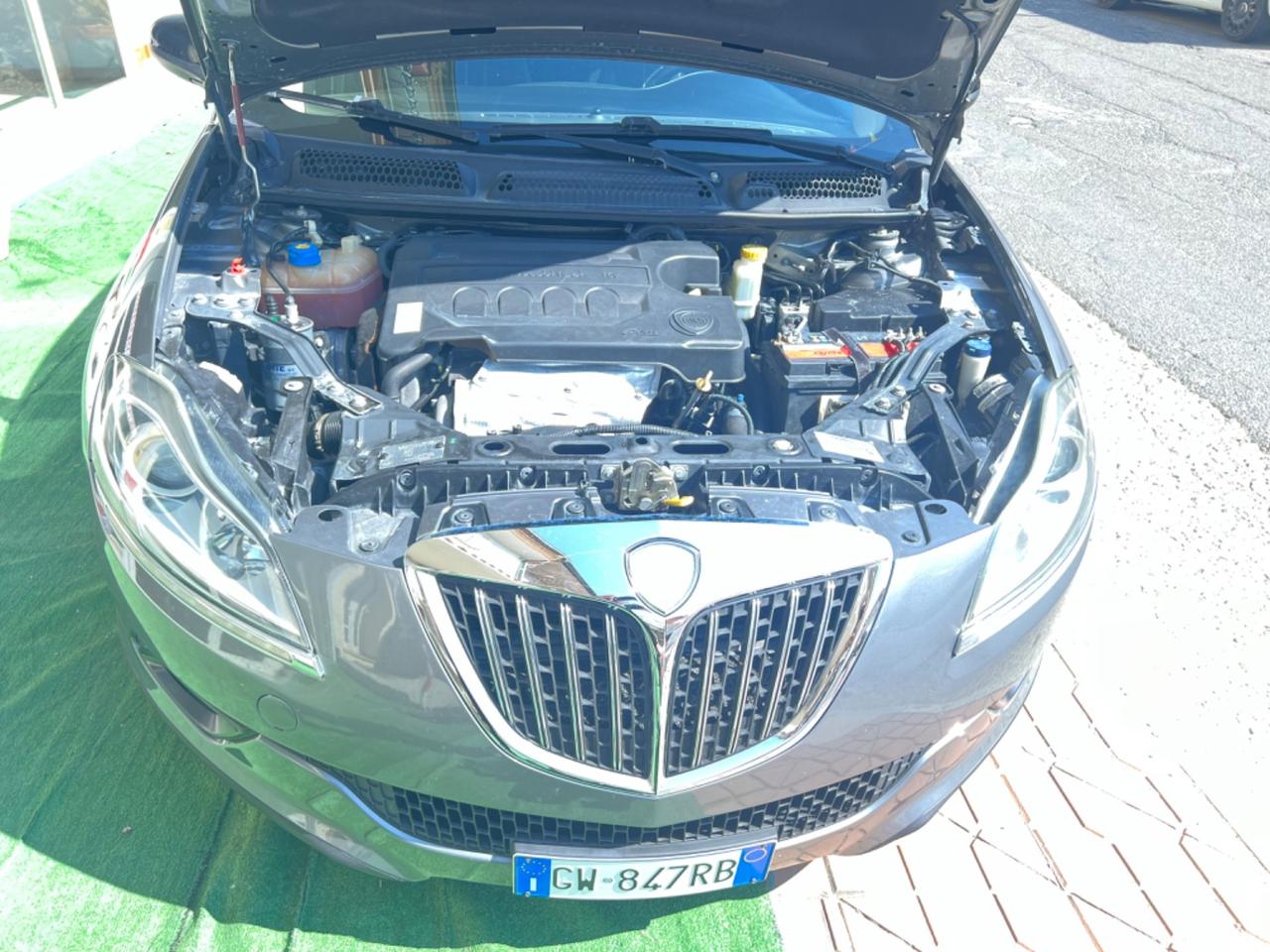 Lancia Delta 1.6 MJT DPF Platino
