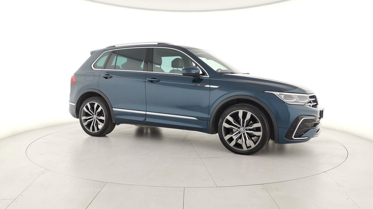 VOLKSWAGEN Tiguan II 2021 - Tiguan 2.0 tdi R-Line 150cv dsg