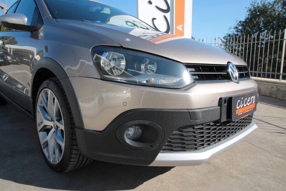 Volkswagen Polo Cross 1.4 TDI DSG 90CV | 2016