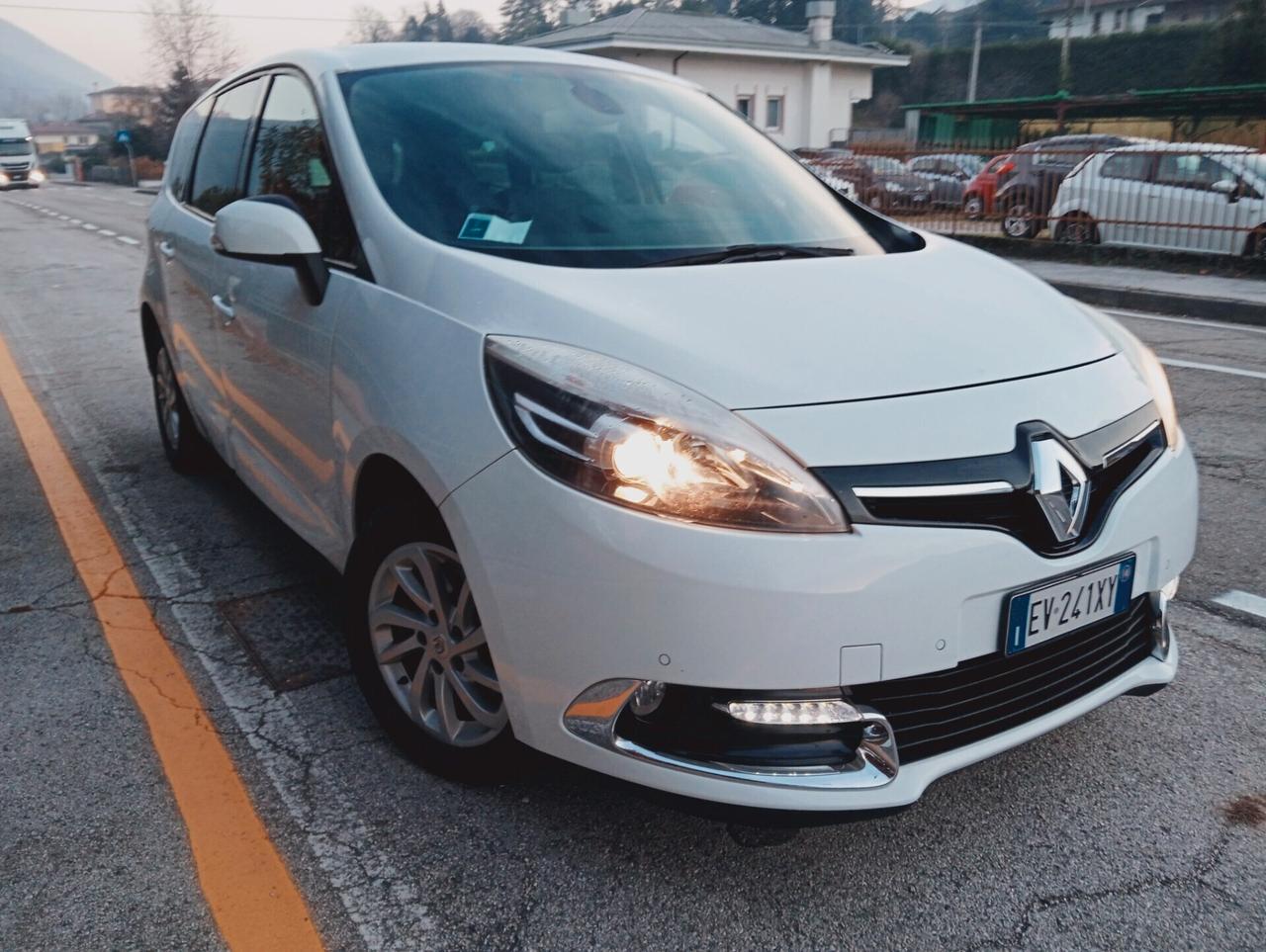 Renault Scenic Scénic 1.5 dCi 110CV EDC Live