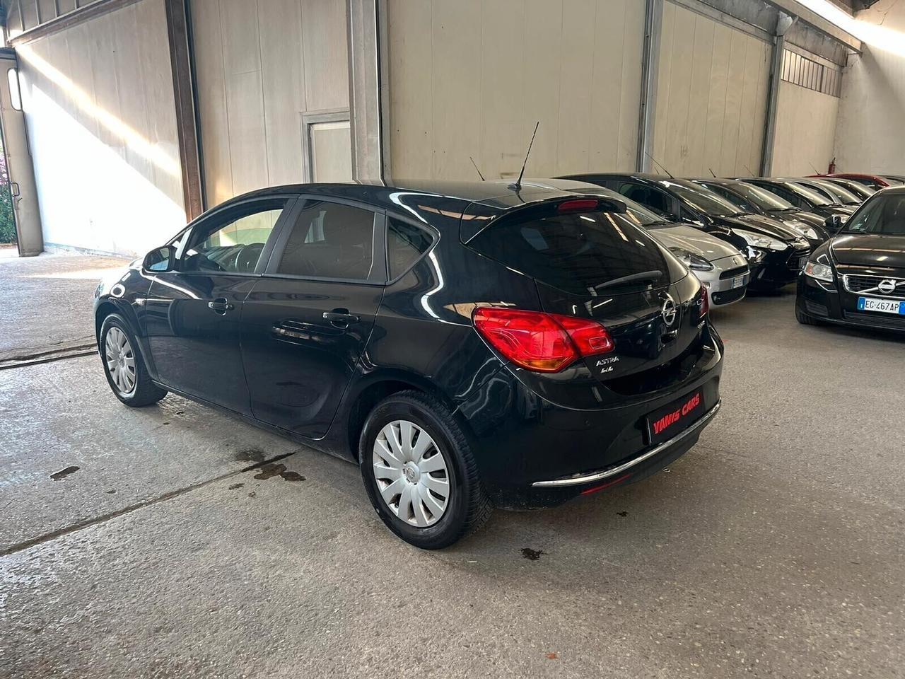 Opel Astra 1,4 gpl-2015