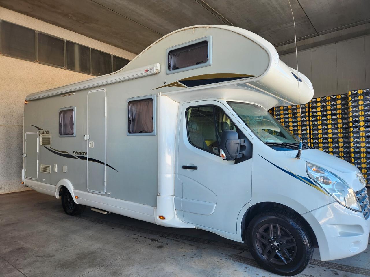 Renault RIMOR KATAMARANO 9 7 posti viaggio letto