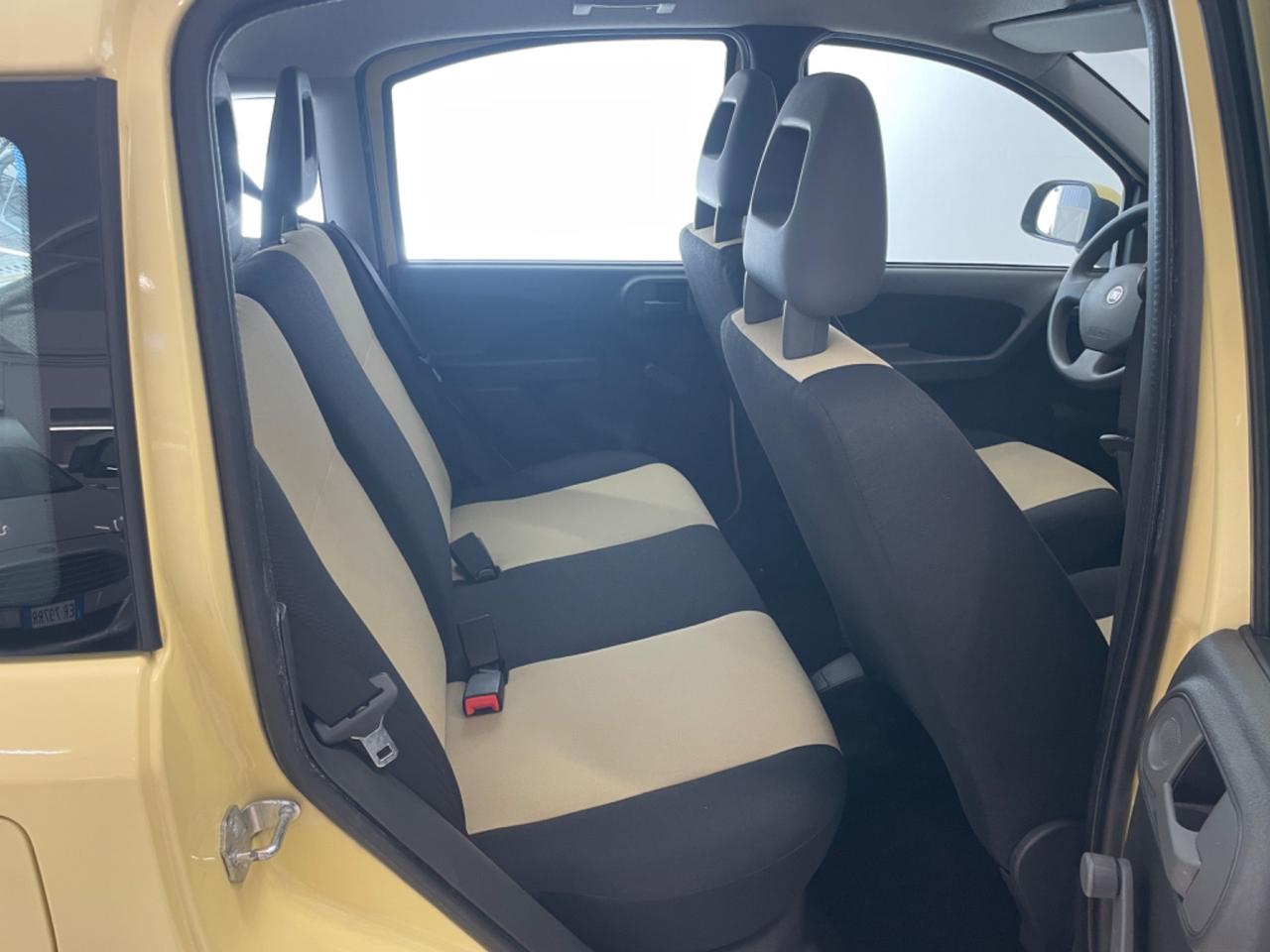 Fiat Panda 1.2 69 cv Dynamic km 57.000 Pari al nuovo