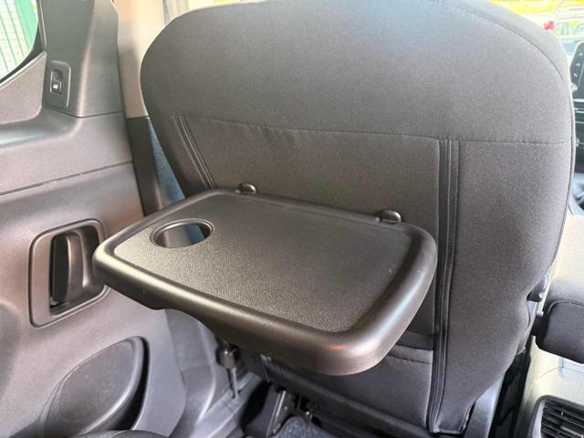 PEUGEOT Rifter BlueHDi 130 S&S Allure Standard