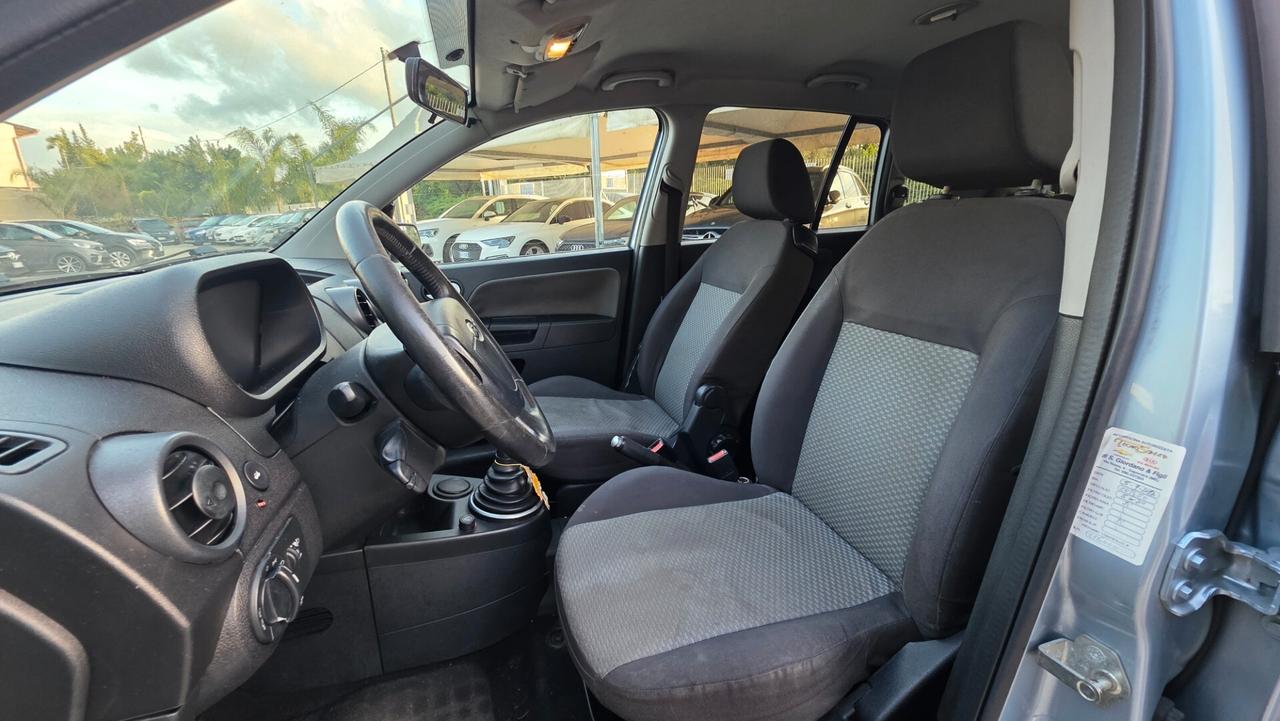 Ford Fusion 1.6 TDCi 5p. Leather