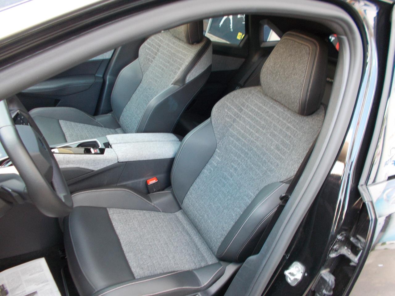 Peugeot 3008 Hybrid 145 e-DCS6 Allure