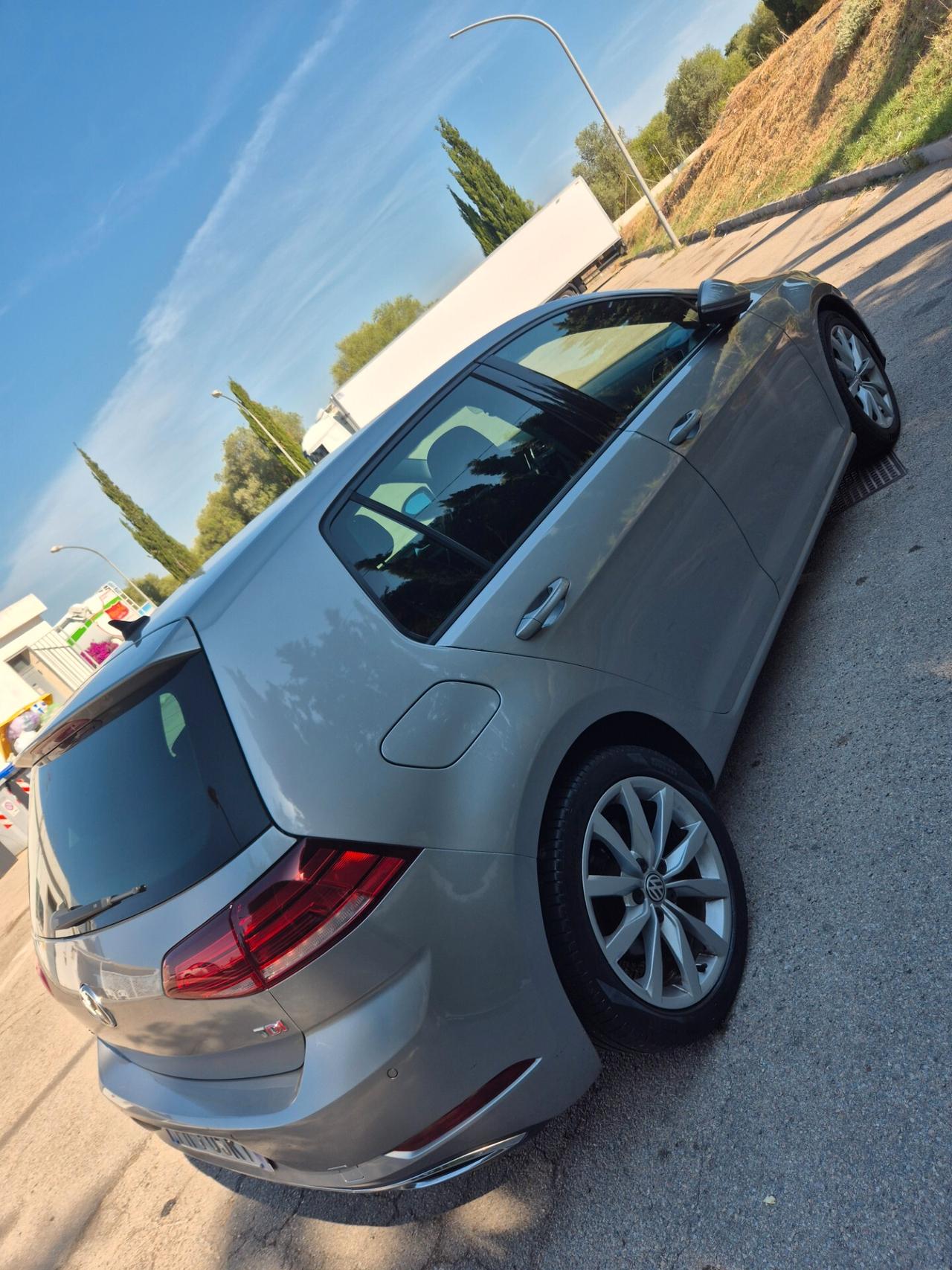 Volkswagen Golf 1.6 TDI 115 CV 5p. Highline BlueMotion Technology