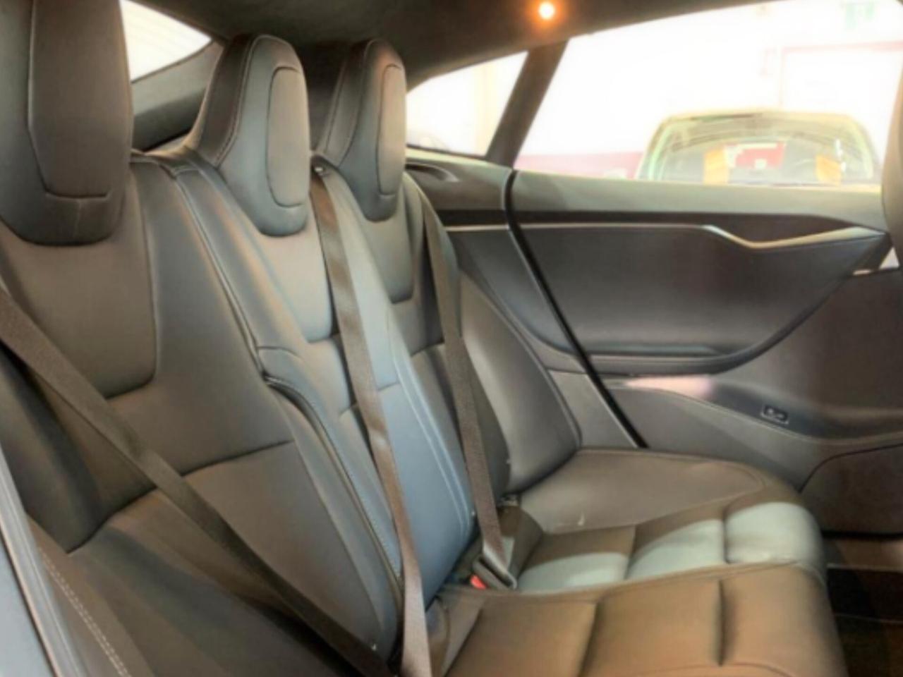 Tesla Model S 100kWh Performance All-Wheel Drive