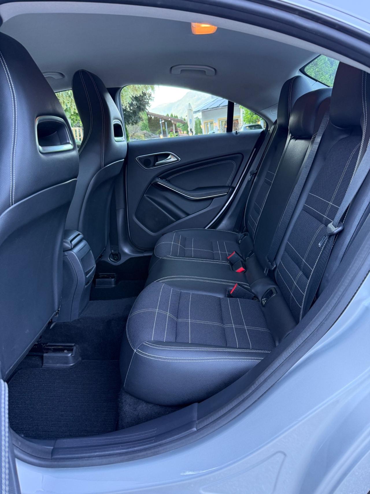 Mercedes-benz CLA 200 CDI Automatic Sport