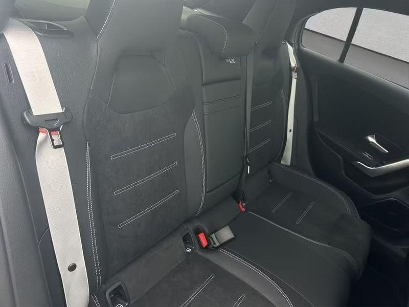 Mercedes-Benz Classe A A 180 d AMG Line Advanced Plus Night Pack 19" Camera 360°