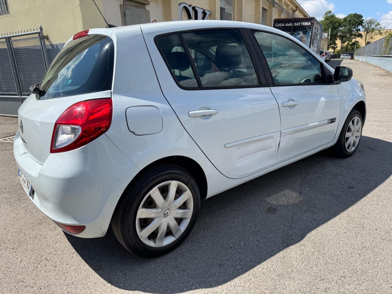 Renault Clio 1.2 16V 5 porte GPL Dynamique