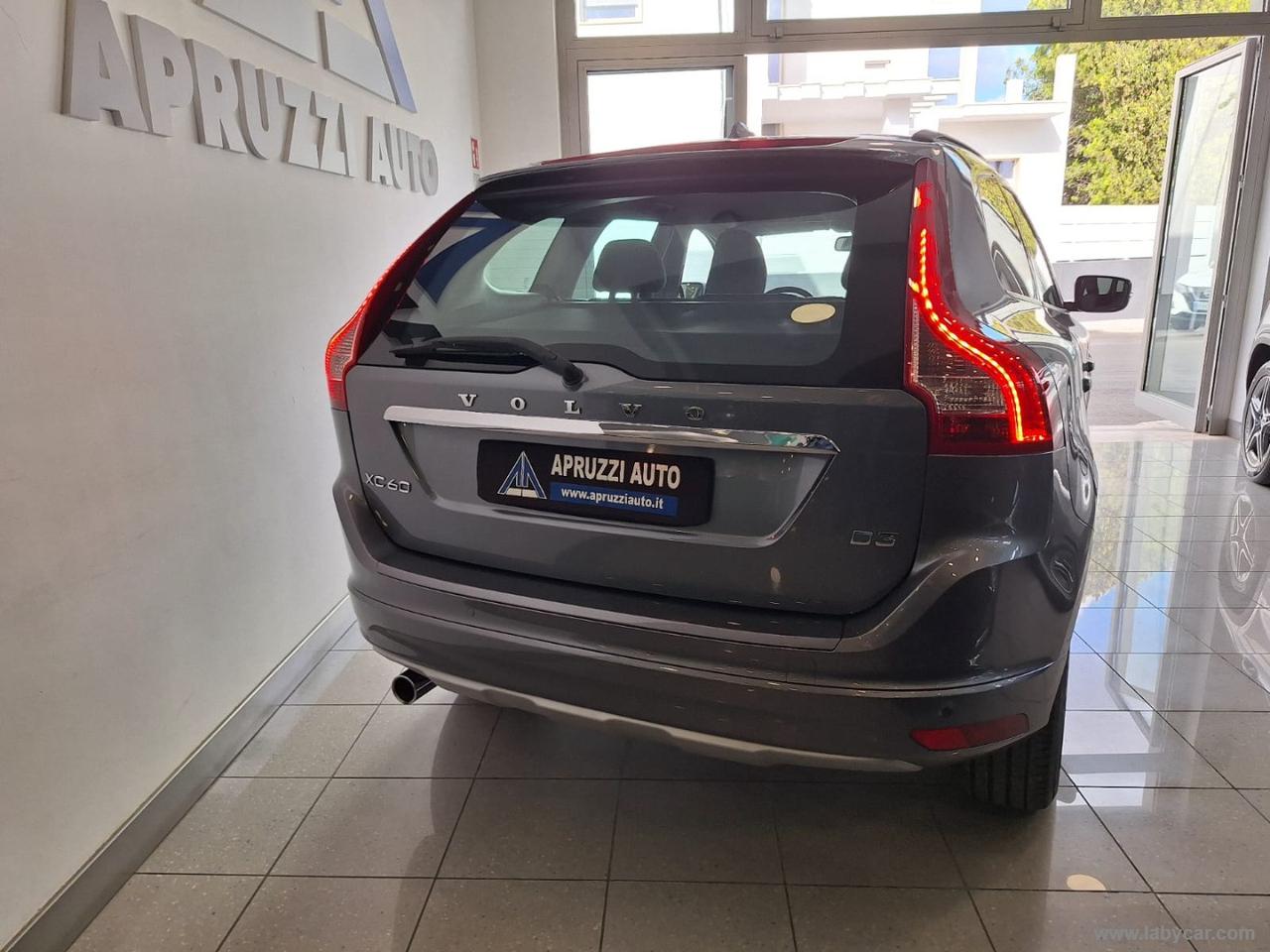 VOLVO XC60 D3 Geartronic Momentum